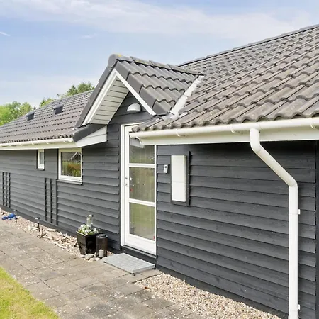 Дом отдыха Alpa - 600m From The Sea By Interhome Sonderby (Midtjylland)